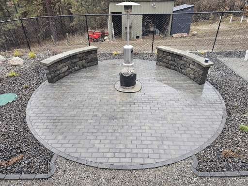 Paver Patio With Floating Walls in Elk, WA